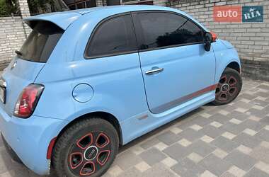 Хэтчбек Fiat 500e 2015 в Львове