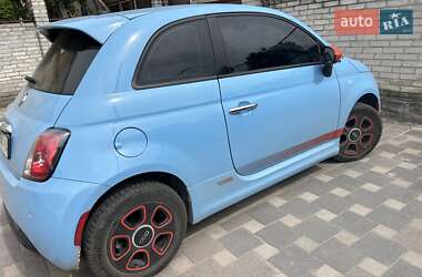 Хэтчбек Fiat 500e 2015 в Львове