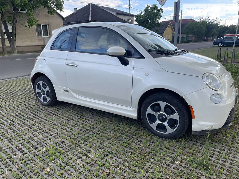 Хетчбек Fiat 500e 2015 в Мукачевому