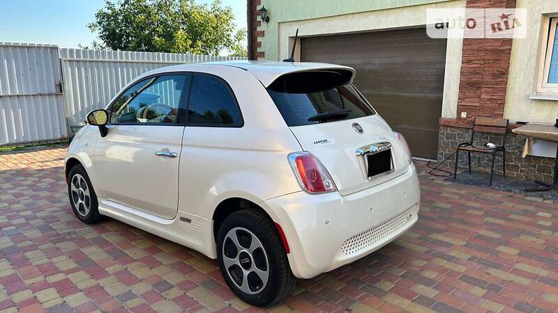 Хэтчбек Fiat 500e 2013 в Киеве