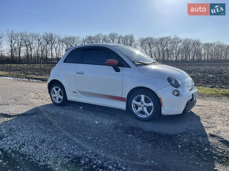Хетчбек Fiat 500e 2014 в Дніпрі фото 6 Хетчбек Fiat 500e 2014 в Дніпрі