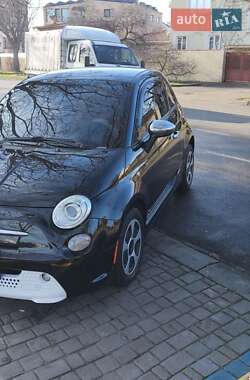 Хэтчбек Fiat 500e 2013 в 