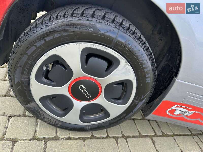 Хетчбек Fiat 500e 2015 в Києві