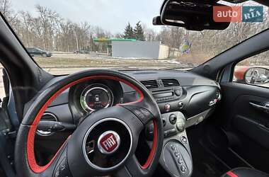 Хэтчбек Fiat 500e 2014 в 