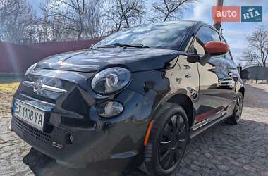 Хэтчбек Fiat 500e 2014 в 