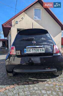 Хэтчбек Fiat 500e 2014 в 