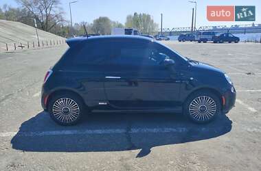 Хетчбек Fiat 500e 2015 в 