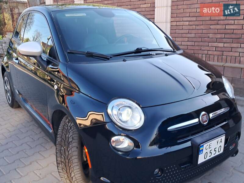 Хэтчбек Fiat 500e 2013 в 