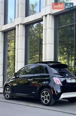 Хэтчбек Fiat 500e 2017 в 
