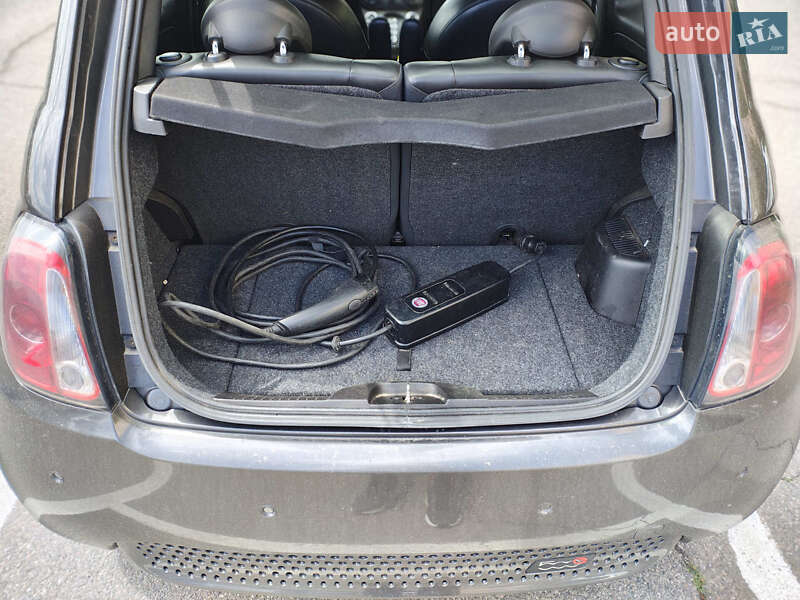Хетчбек Fiat 500e 2016 в Києві