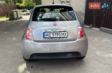 Хэтчбек Fiat 500e 2016 в 