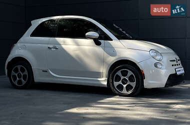 Хетчбек Fiat 500e 2015 в 