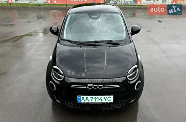 Хэтчбек Fiat 500e 2021 в 