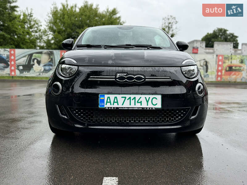 Хэтчбек Fiat 500e 2021 в Киеве