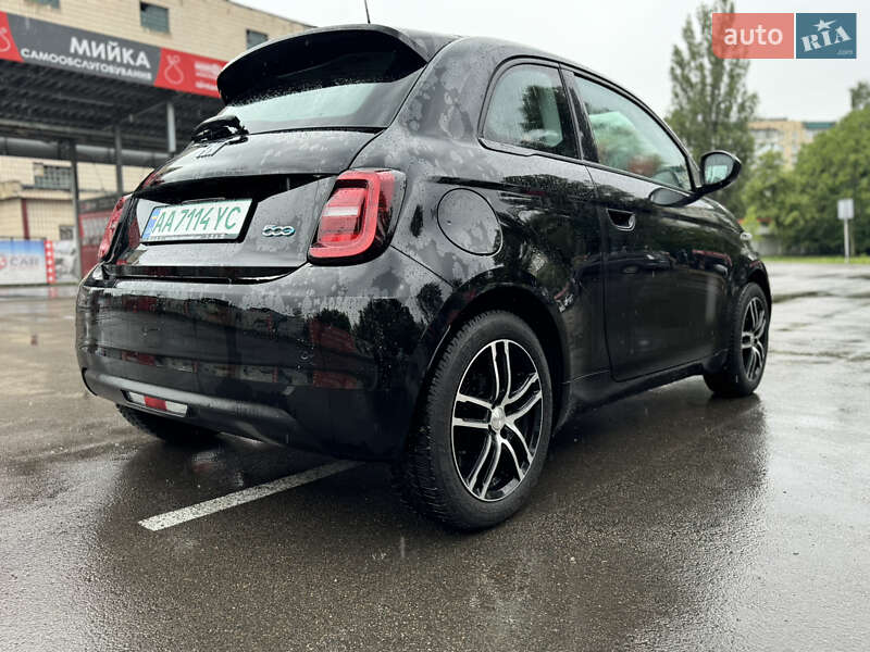 Хэтчбек Fiat 500e 2021 в Киеве