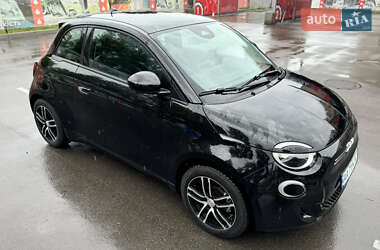 Хэтчбек Fiat 500e 2021 в 