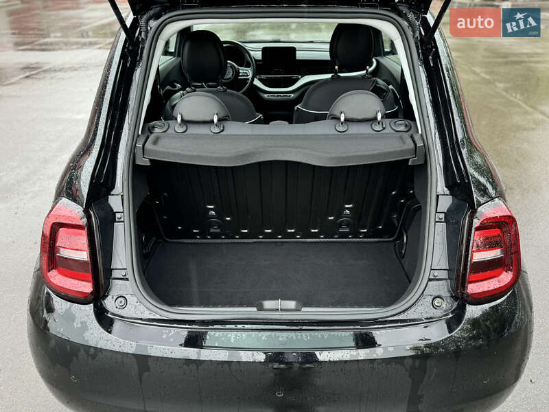 Хэтчбек Fiat 500e 2021 в Киеве