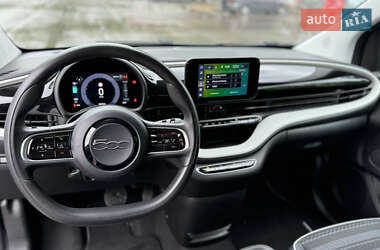 Хэтчбек Fiat 500e 2021 в 