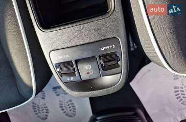 Хэтчбек Fiat 500e 2022 в 