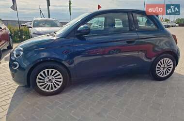Хэтчбек Fiat 500e 2022 в 