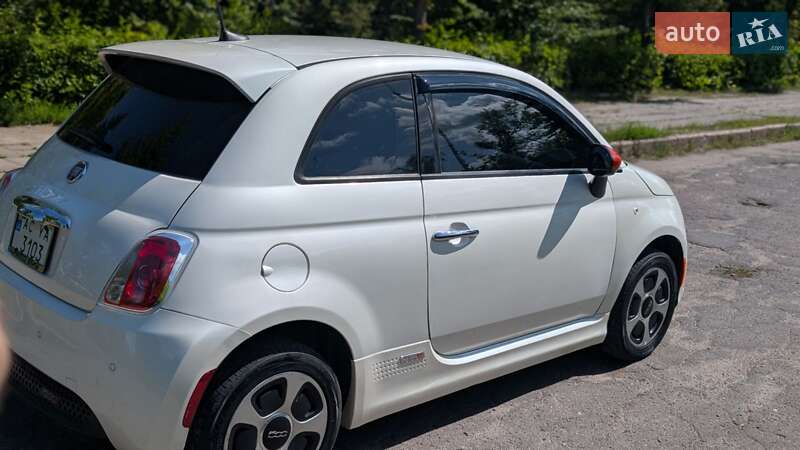 Хетчбек Fiat 500e 2015 в Ковелі