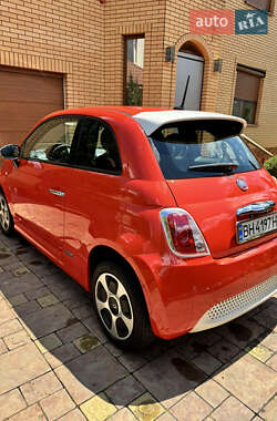 Хэтчбек Fiat 500e 2014 в 