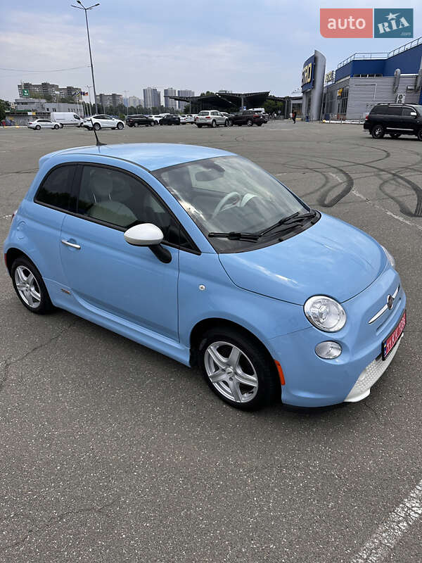 Хэтчбек Fiat 500e 2016 в Киеве