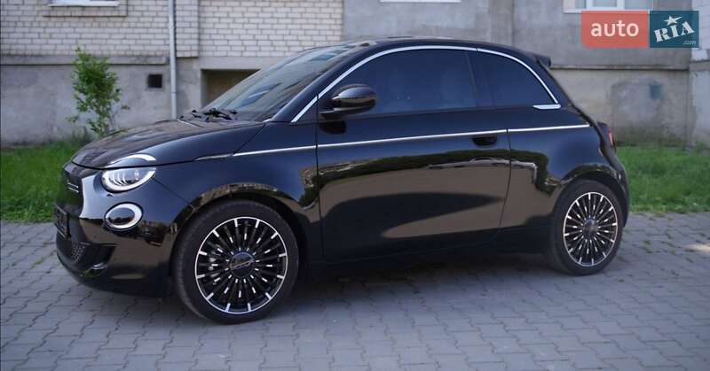 Хэтчбек Fiat 500e 2023 в Львове