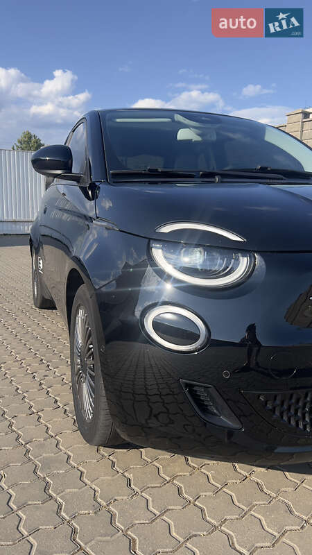 Хэтчбек Fiat 500e 2021 в Черноморске