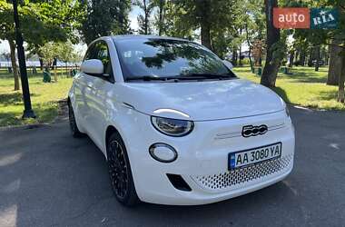 Хэтчбек Fiat 500e 2021 в 