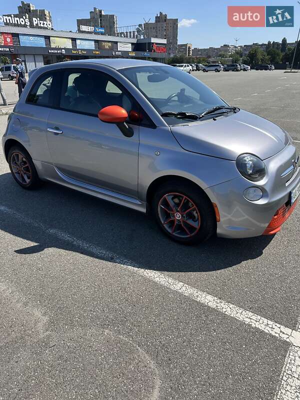 Хэтчбек Fiat 500e 2016 в Киеве фото 5 Хэтчбек Fiat 500e 2016 в Киеве