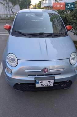 Хэтчбек Fiat 500e 2014 в 