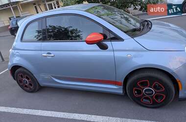 Хэтчбек Fiat 500e 2014 в 