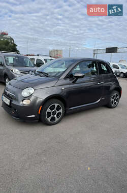 Хэтчбек Fiat 500e 2017 в 