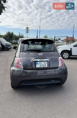 Хэтчбек Fiat 500e 2017 в 