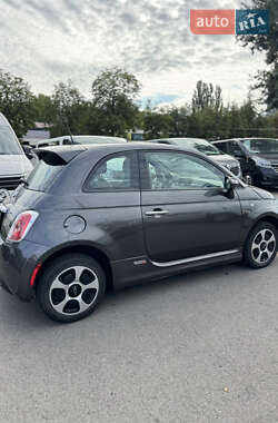 Хэтчбек Fiat 500e 2017 в 