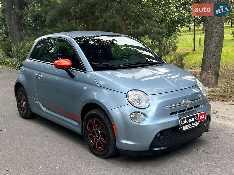 Хэтчбек Fiat 500e 2014 в Киеве