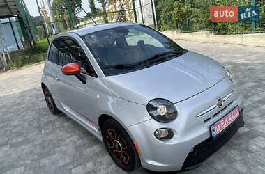 Хэтчбек Fiat 500e 2014 в 