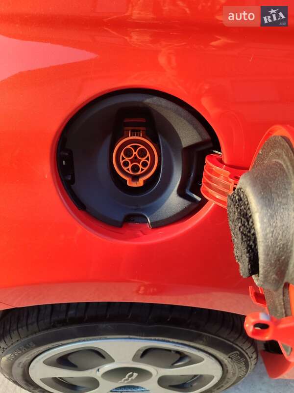 Хэтчбек Fiat 500e 2014 в Житомире