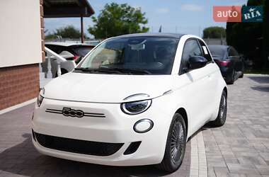 Хэтчбек Fiat 500e 2022 в 