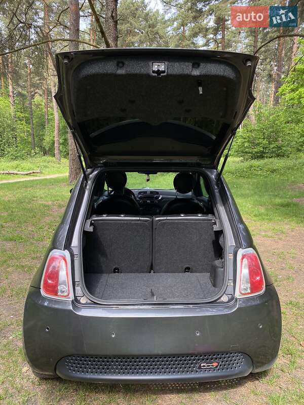 Хэтчбек Fiat 500e 2015 в Львове