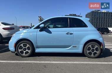 Хэтчбек Fiat 500e 2017 в 