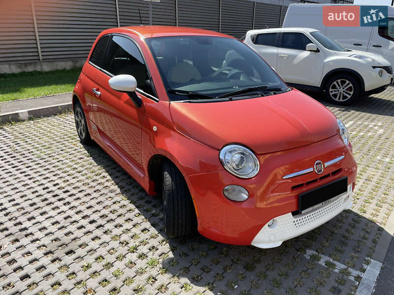 Хэтчбек Fiat 500e 2017 в Киеве