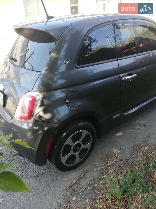 Хэтчбек Fiat 500e 2015 в Запорожье