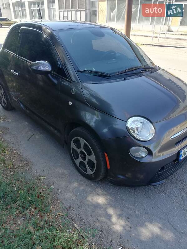 Хэтчбек Fiat 500e 2015 в Запорожье