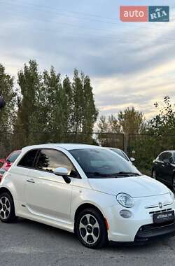 Хэтчбек Fiat 500e 2017 в 