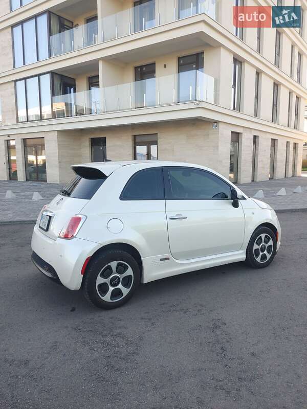 Хэтчбек Fiat 500e 2014 в Киеве