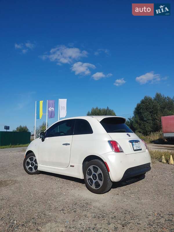 Хэтчбек Fiat 500e 2014 в Киеве