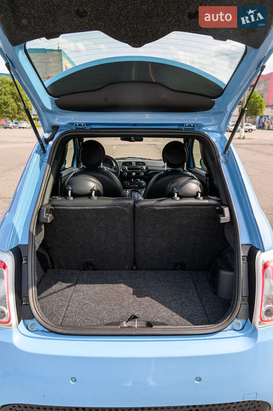 Хэтчбек Fiat 500e 2015 в Киеве