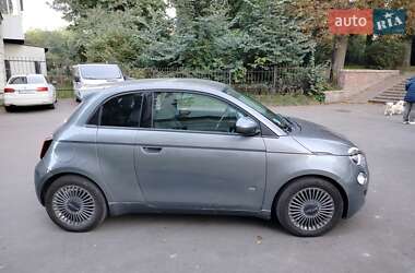 Универсал Fiat 500e 2021 в 